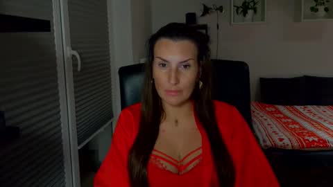 DonnaLive online show from November 20, 2025, 9:36 pm