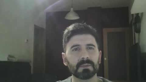 donnie_darkos83 online show from November 3, 2025, 11:37 pm