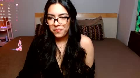 DontBeMina online show from March 11, 2025, 12:39 pm