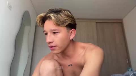 Snapshot of dontcallmeangell chatting on January 15, 2026, 1:16 pm dontcallmeangell online show from January 15, 2026, 1:16 pm