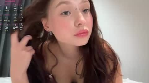 Snapshot of dontoch chatting on June 8, 2026, 5:35 pm Stacy online show from June 8, 2026, 5:35 pm
