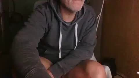 frenchfirefighter online show from March 27, 2026, 12:05 pm