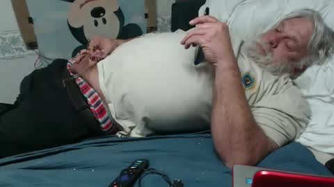 cummingdoouug online show from January 12, 2025, 9:40 pm