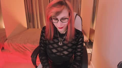 Snapshot of dora_marcelli chatting on December 11, 2024, 12:02 pm Your Dora Follow me 3 online show from December 11, 2024, 12:02 pm