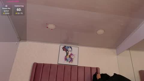 Snapshot of dorettaacreman chatting on June 29, 2026, 1:00 pm Anny online show from June 29, 2026, 1:00 pm