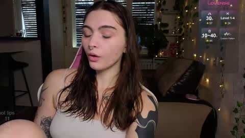 Alice online show from November 25, 2025, 8:03 am