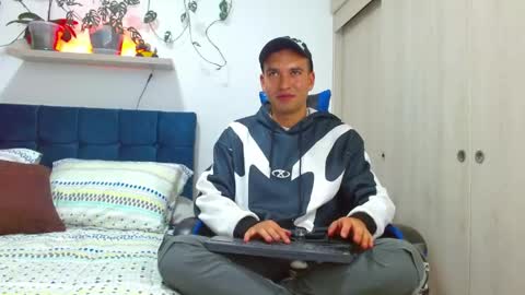 Snapshot of dorian_h chatting on April 26, 2026, 11:46 pm dorian_h online show from April 26, 2026, 11:46 pm
