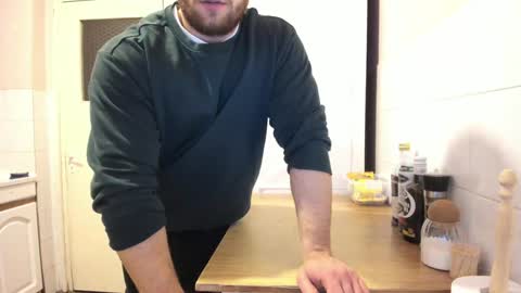 menu  below online show from December 18, 2024, 10:13 pm