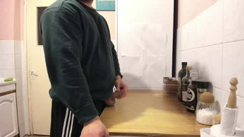 menu  below online show from January 19, 2025, 7:47 pm