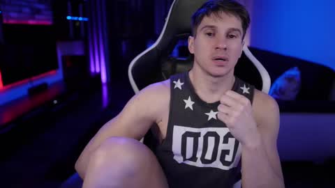 Dorian Reyes online show from February 10, 2025, 1:46 am