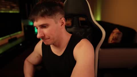 Dorian Reyes online show from March 12, 2025, 10:28 pm