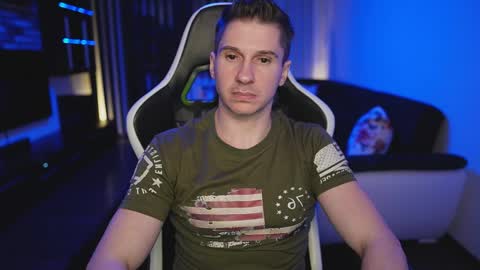 Dorian Reyes online show from April 26, 2026, 12:08 am