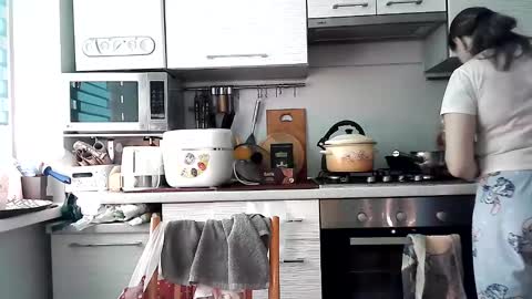 Dorrie Ann online show from February 8, 2025, 1:22 pm