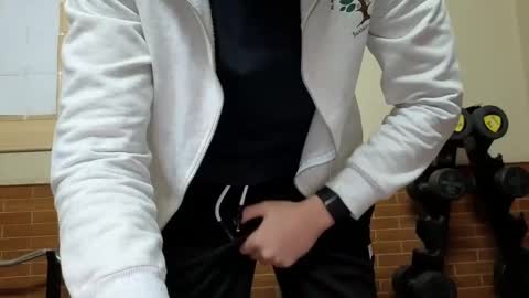 Snapshot of dotx90_fun chatting on January 22, 2025, 9:13 am Funlover online show from January 22, 2025, 9:13 am