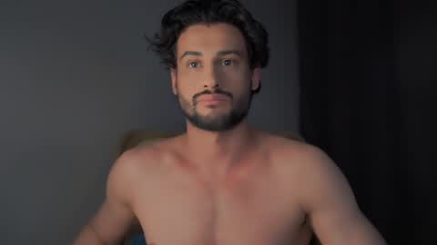 Keen online show from December 24, 2024, 9:00 pm