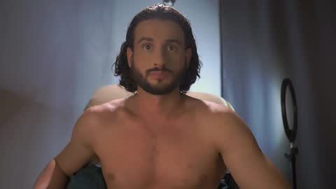 Keen online show from October 7, 2025, 3:42 pm