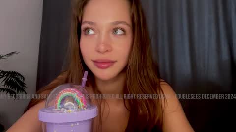 Snapshot of doublecuties chatting on December 8, 2024, 5:39 am Lana Eva dont forget to give us a thumb up online show from December 8, 2024, 5:39 am