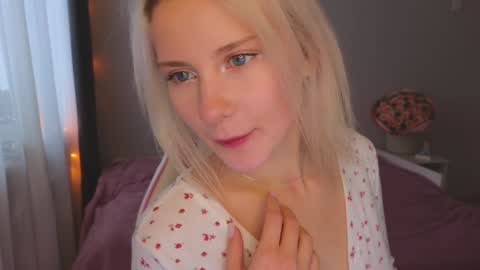Snapshot of doublecuties chatting on December 26, 2024, 4:10 am Lana Eva dont forget to give us a thumb up online show from December 26, 2024, 4:10 am