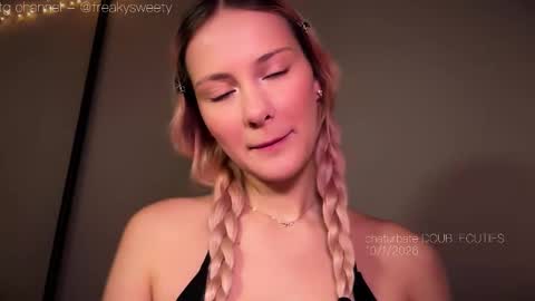 Lana  Eva  dont forget to give us a thumb up online show from January 10, 2026, 1:24 pm