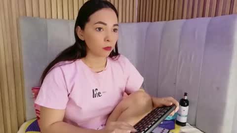 doublepleasure69_ online show from May 15, 2026, 2:35 pm