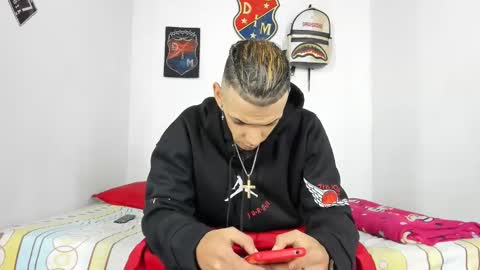 Snapshot of douglas_gallegos chatting on December 2, 2024, 1:14 am douglas_gallegos online show from December 2, 2024, 1:14 am