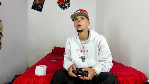 Snapshot of douglas_gallegos chatting on February 16, 2025, 3:37 am douglas_gallegos online show from February 16, 2025, 3:37 am