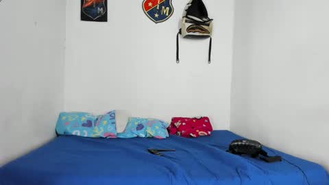 Snapshot of douglas_gallegos chatting on January 11, 2026, 12:04 am douglas_gallegos online show from January 11, 2026, 12:04 am