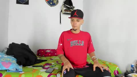 Snapshot of douglas_gallegos chatting on January 15, 2026, 1:43 am douglas_gallegos online show from January 15, 2026, 1:43 am