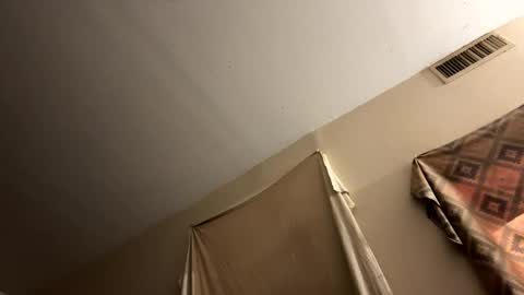 dove_love22 online show from October 13, 2025, 11:05 pm