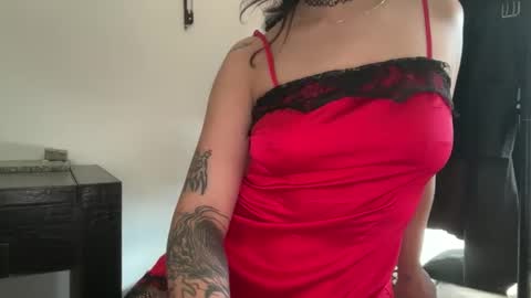 dr0n_island online show from April 7, 2026, 1:00 pm