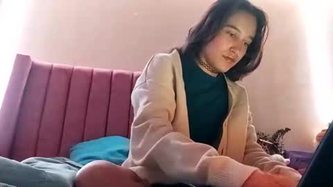 Snapshot of draculina69 chatting on January 24, 2025, 5:10 am draculina69 online show from January 24, 2025, 5:10 am