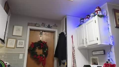 dragomoon70 online show from February 14, 2026, 10:23 am