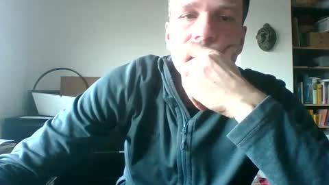 Snapshot of dragonflyy83 chatting on January 15, 2025, 3:29 pm dragonflyy83 online show from January 15, 2025, 3:29 pm