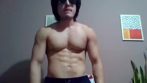 drake__wolf online show from October 17, 2025, 4:26 am