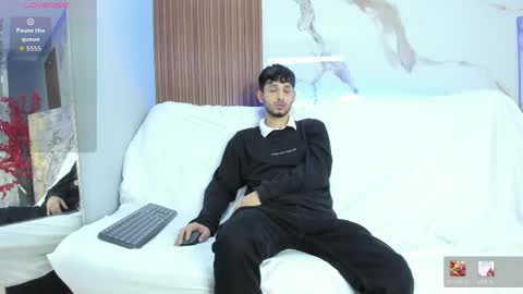 Drake and Zara online show from June 4, 2026, 12:00 pm