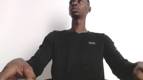 Drake 23 online show from September 14, 2025, 9:19 am