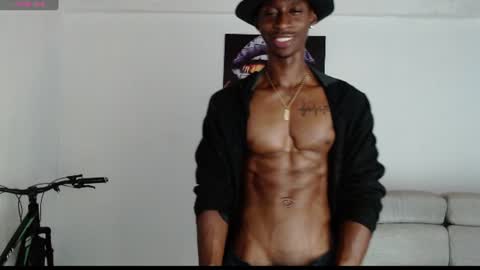 Snapshot of drake_brown_23 chatting on June 25, 2026, 7:35 am Drake 23 online show from June 25, 2026, 7:35 am
