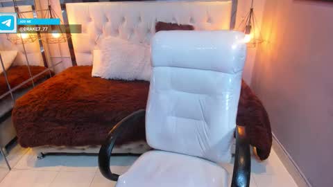 Drake Miller online show from January 15, 2026, 4:50 am