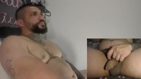 drake whitee Independent Model online show from September 29, 2025, 3:44 am