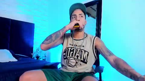 Snapshot of drakeneumann chatting on July 5, 2026, 3:45 am Drake Neuman online show from July 5, 2026, 3:45 am