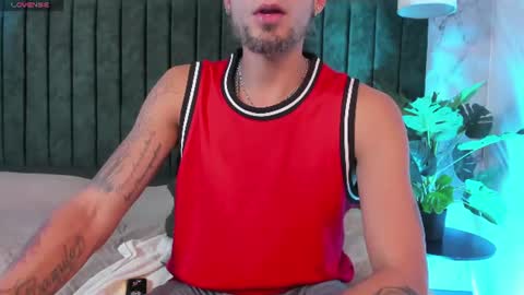 Snapshot of drakeneumann chatting on July 7, 2026, 6:47 am Drake Neuman online show from July 7, 2026, 6:47 am