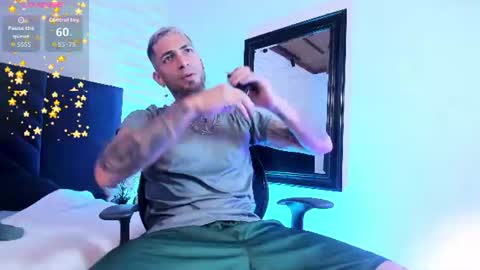 Snapshot of drakeneumann chatting on July 14, 2026, 3:33 am Drake Neuman online show from July 14, 2026, 3:33 am