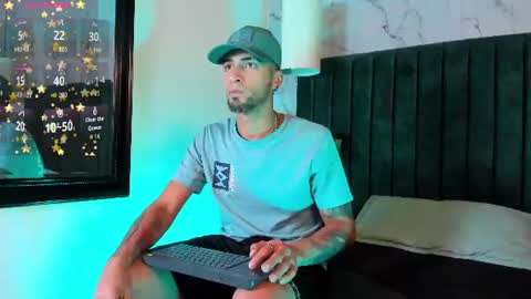 Snapshot of drakeneumann chatting on July 19, 2026, 3:21 am Drake Neuman online show from July 19, 2026, 3:21 am