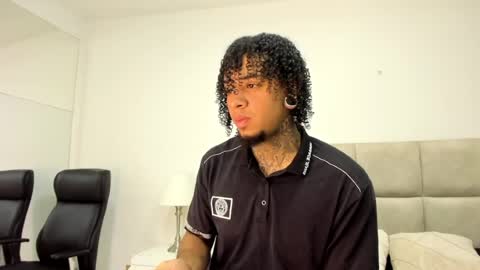 Snapshot of drakescott_ chatting on August 1, 2026, 12:15 pm Drake big dick online show from August 1, 2026, 12:15 pm