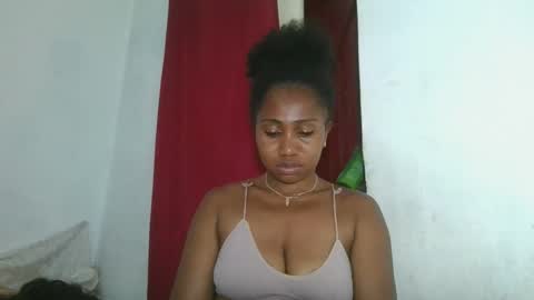 drasomaralda online show from November 29, 2025, 10:13 pm