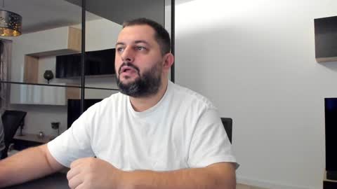 Draven A online show from February 3, 2025, 7:18 am