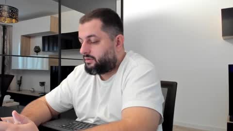 Draven A online show from February 15, 2025, 7:38 am