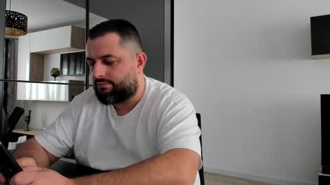 Draven A online show from February 24, 2025, 10:37 am