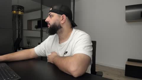 DravenPeak online show from October 25, 2025, 3:03 am