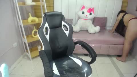 Snapshot of draviana_a chatting on October 5, 2025, 3:05 am Draviana online show from October 5, 2025, 3:05 am